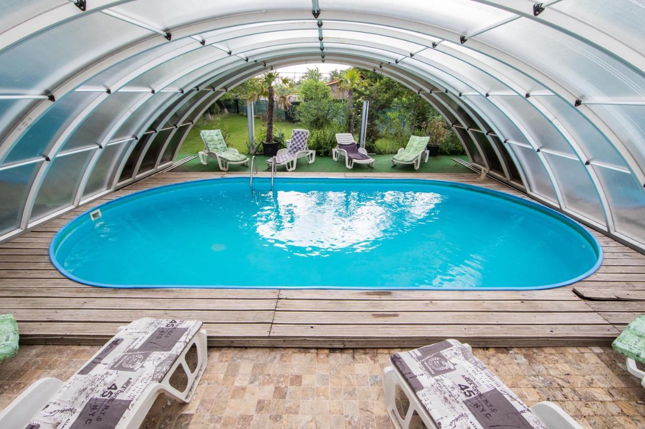 Casa Arcadia 1 Piscina,Jacuzzi, Sauna Buzău Dış mekan fotoğraf